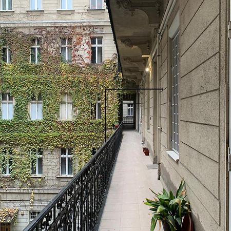 Tailor Apartment In The Center Budapest Esterno foto